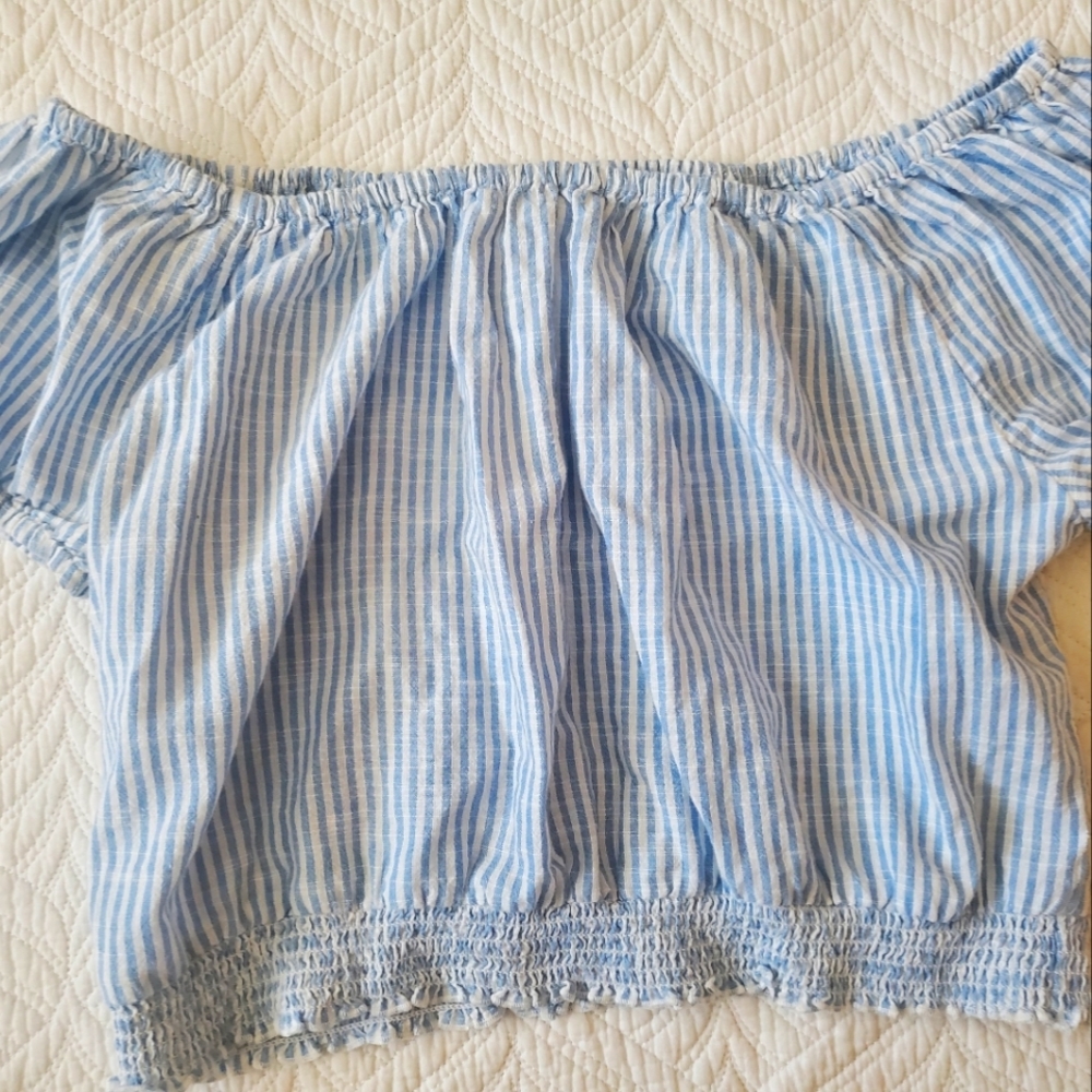 Hollister Off The Shoulder Crop Top